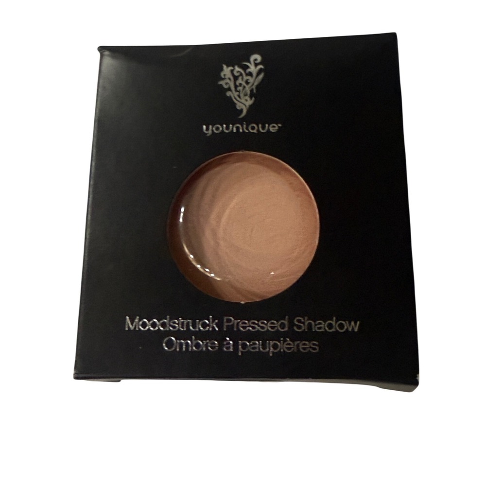 Younique Moodstruck Pressed Shadow Discreet Neutral Nude Eye Makeup 1.8g NEW